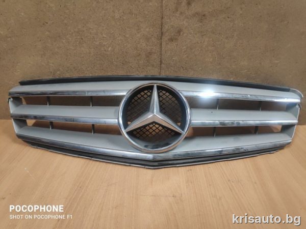 Маска – решетка Mercedes C class W204  2008г. Със Забележки!!