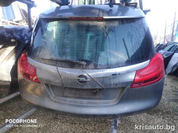 Врата багажник Opel Insignia /Опел Инсигния комби Със Забележка! 2010г