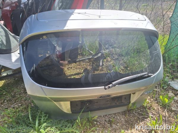 Врата багажник Ford Fiesta/ Форд Фиеста хечбек 2010г.