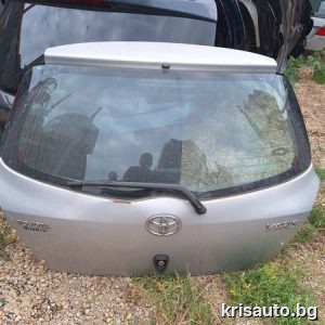 Врата багажник Toyota Yaris / Тойота Ярис 2007г.