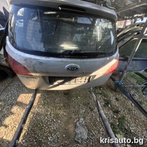 Врата багажник KIA Venga / Киа Венга 2014г.