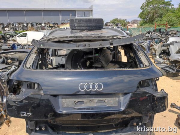 Врата багажник Audi Q7 / Ауди Кю7 2008г. Със Забележка!