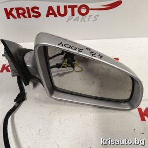 Дясно огледало за Audi A3 8P 2004 / Ауди А3 8П 2004г