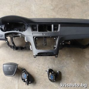Арматурно табло Peugeot 508 / Пежо 508 2013г.