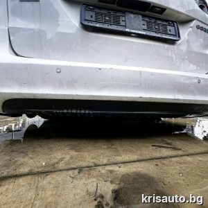 Задна броня Opel Zafira C 2016г / Опел Зафира Ц