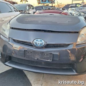 Предна броня с парктроници Toyota Prius / Тойота Приус 2012г.