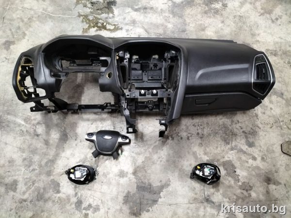 Арматурно табло Ford Focus / Форд Фокус 2013г.
