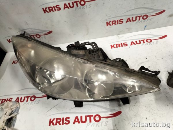 Десен фар Peugeot 207 / Пежо 207 2007г.