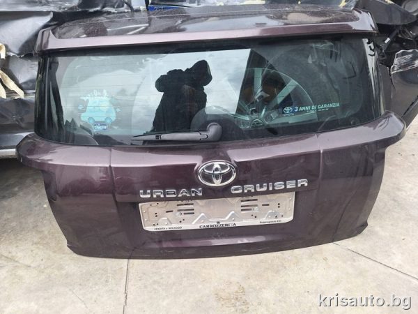 Врата багажник Toyota Urban Cruiser / Тойота Урбан Крузер 2012г.