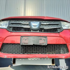 Предна броня Dacia Sandero / Дачия Сандеро 2014г.