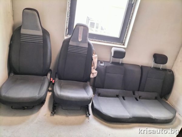 Салон – седалки VW E-UP hatchback / Фолксваген Е-ЪП 2021г.