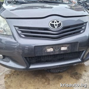 Предна броня Toyota Verso / Тойота Версо 2010г.
