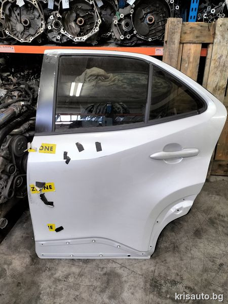 Задна лява врата Toyota Yaris Cross / Тойота Ярис Крос 2024г.